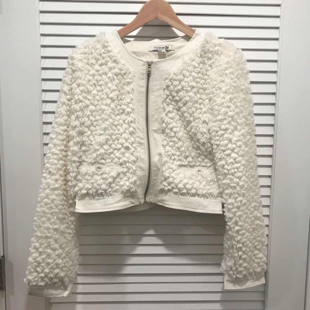 Cropped Fuzzy Jacket Sz M